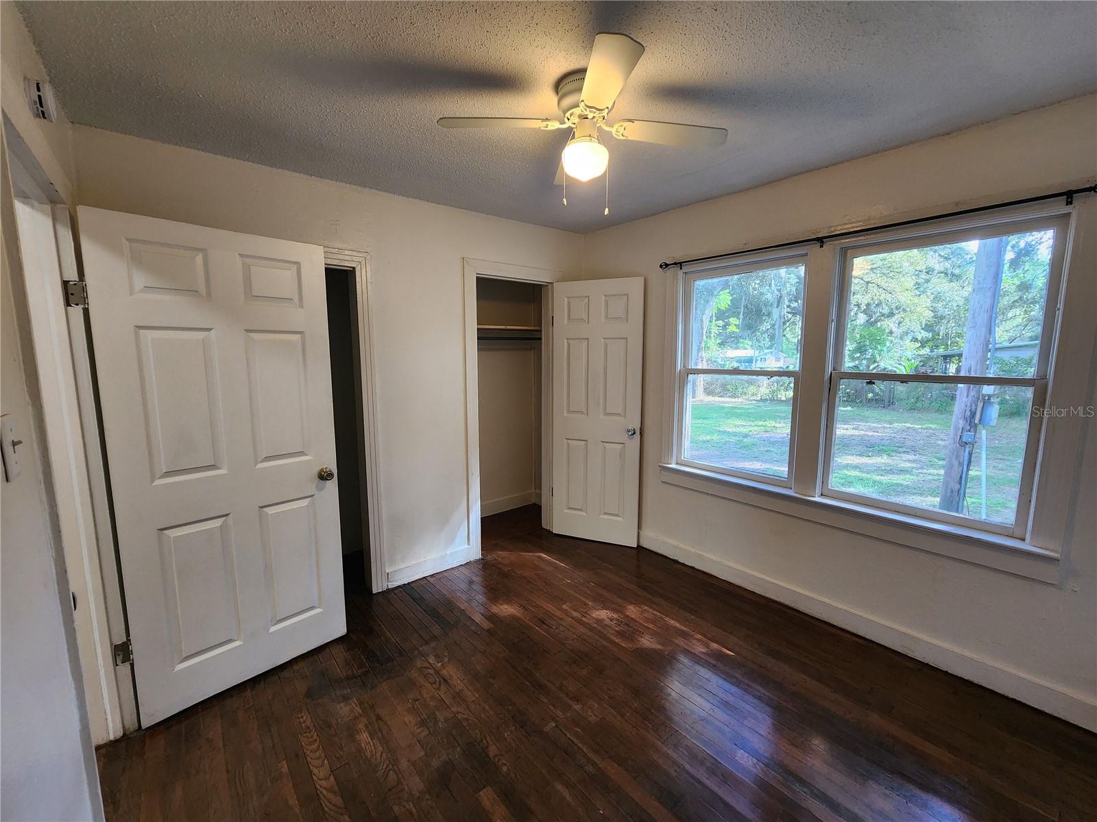 Image 26 of 42 For 1810 47 Terrace