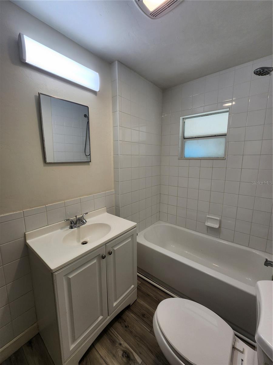 Image 35 of 42 For 1810 47 Terrace