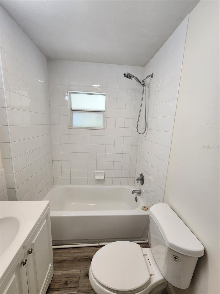 Image 36 of 42 For 1810 47 Terrace