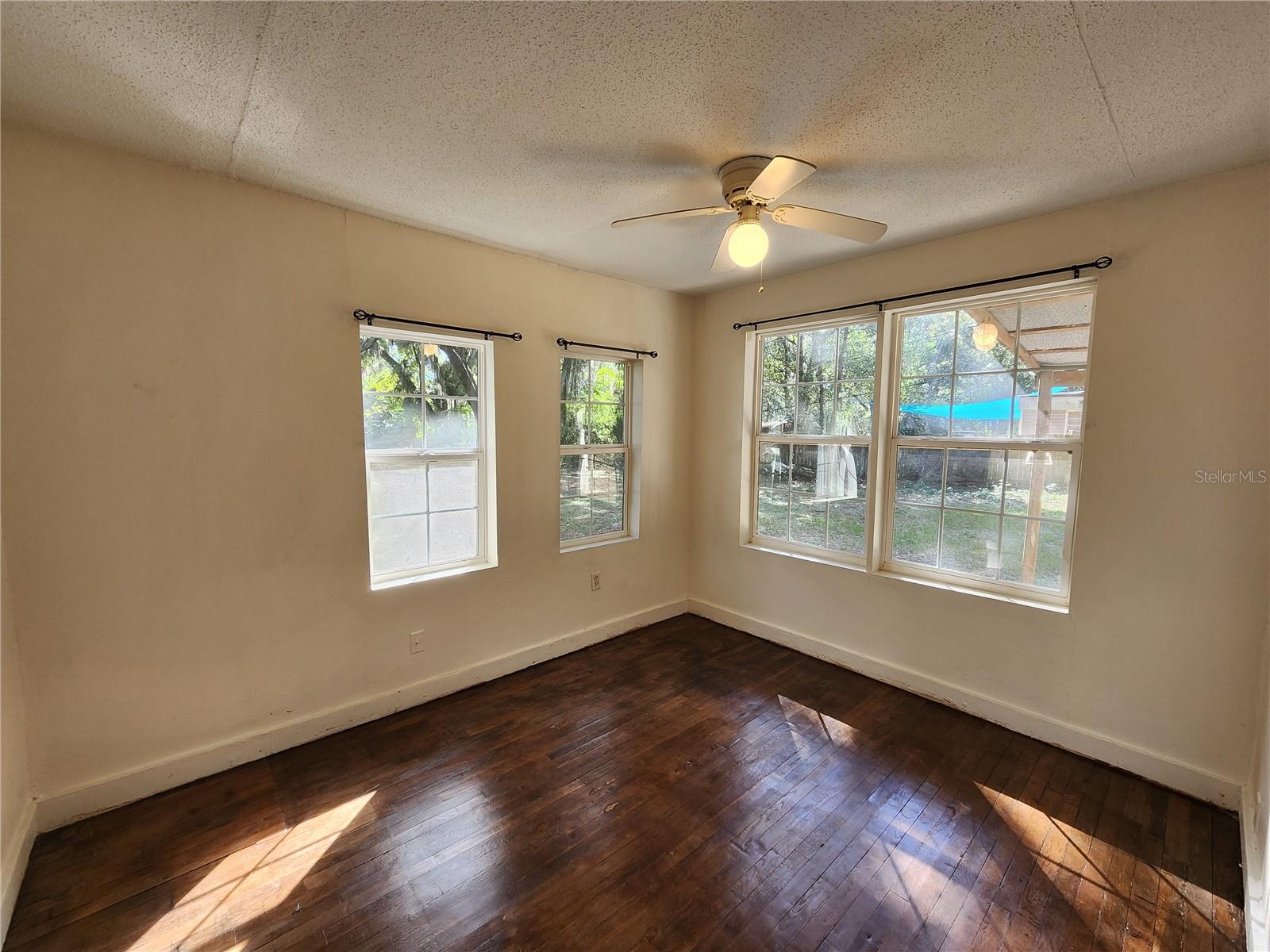 Image 39 of 42 For 1810 47 Terrace