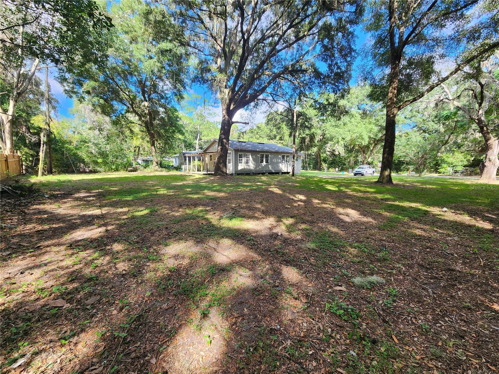 Image 5 of 42 For 1810 47 Terrace