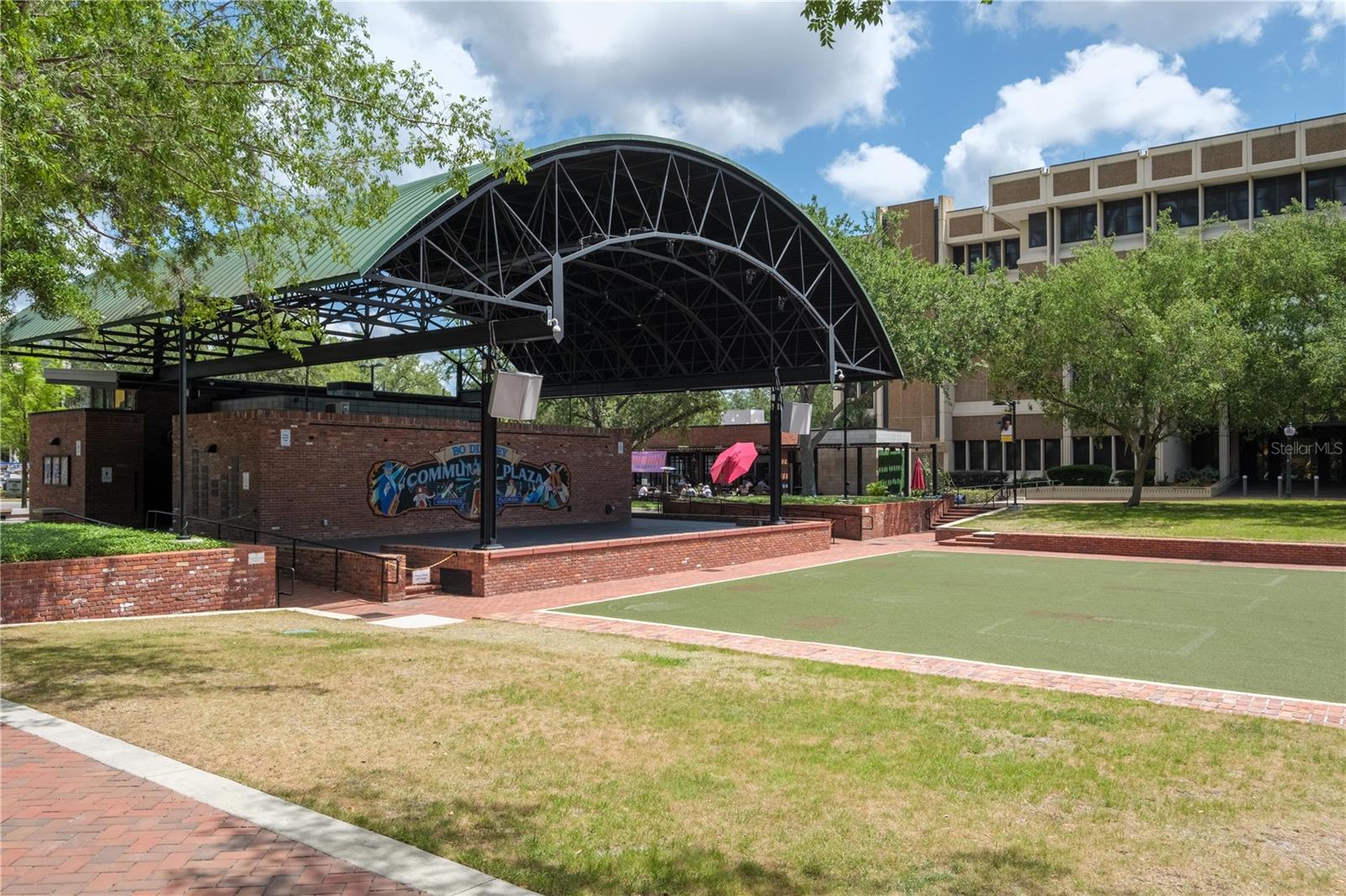 Image 6 of 12 For 813 6th Avenue