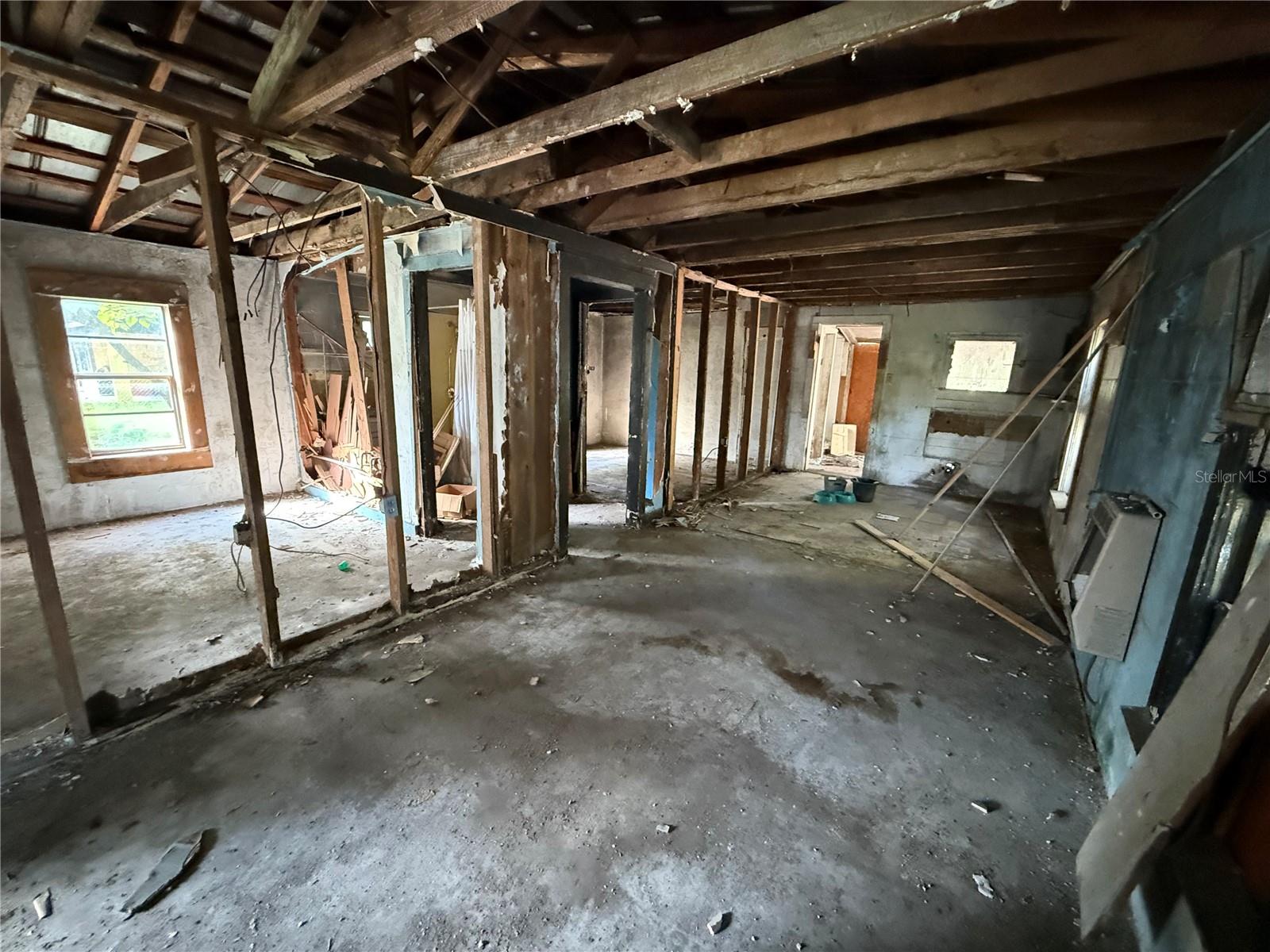 Image 5 of 5 For 2410 3rd Place Ne