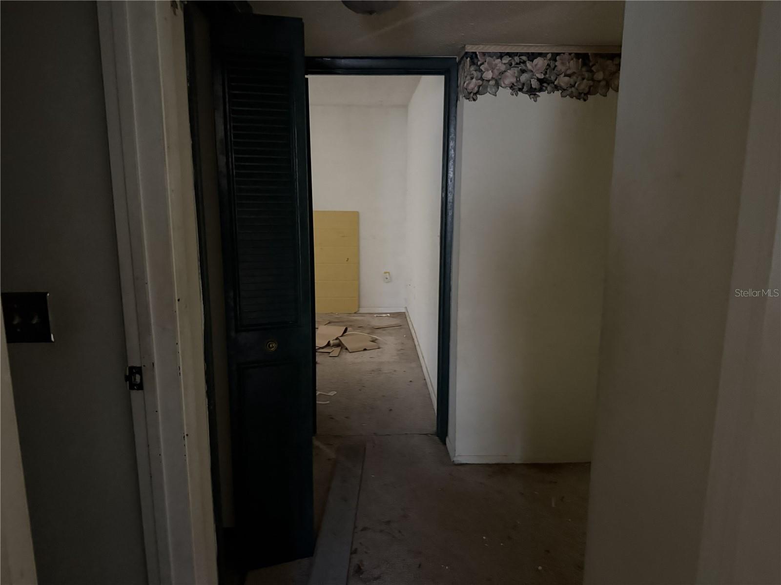 Image 19 of 34 For 709 75th Street 104