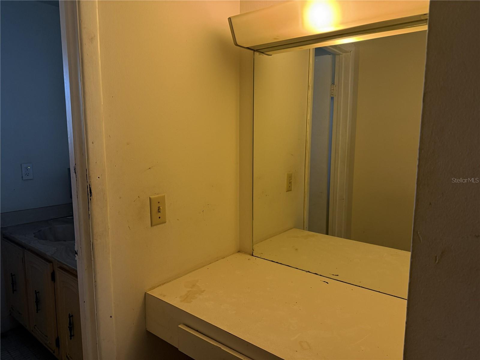 Image 32 of 34 For 709 75th Street 104