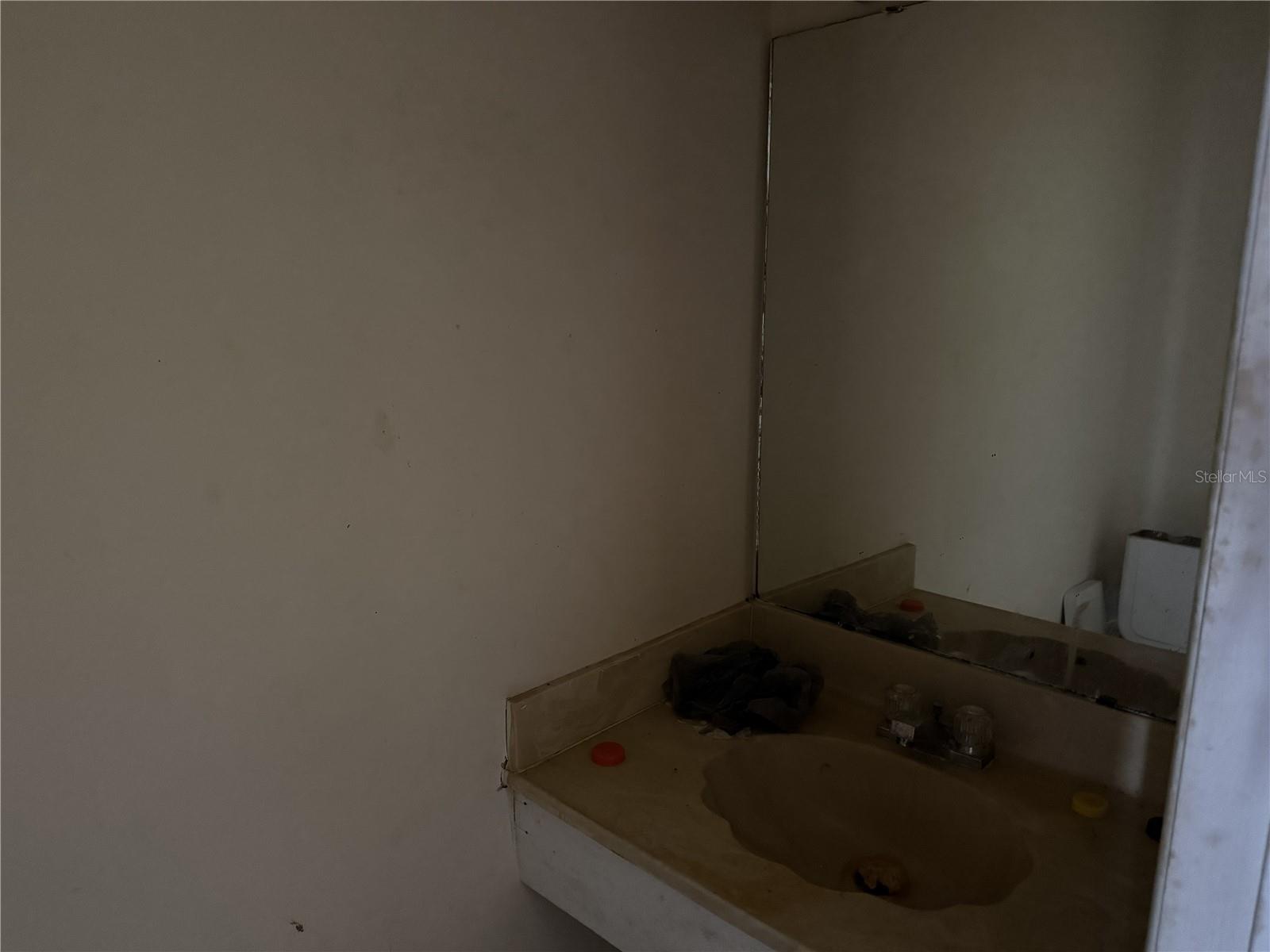 Image 8 of 34 For 709 75th Street 104