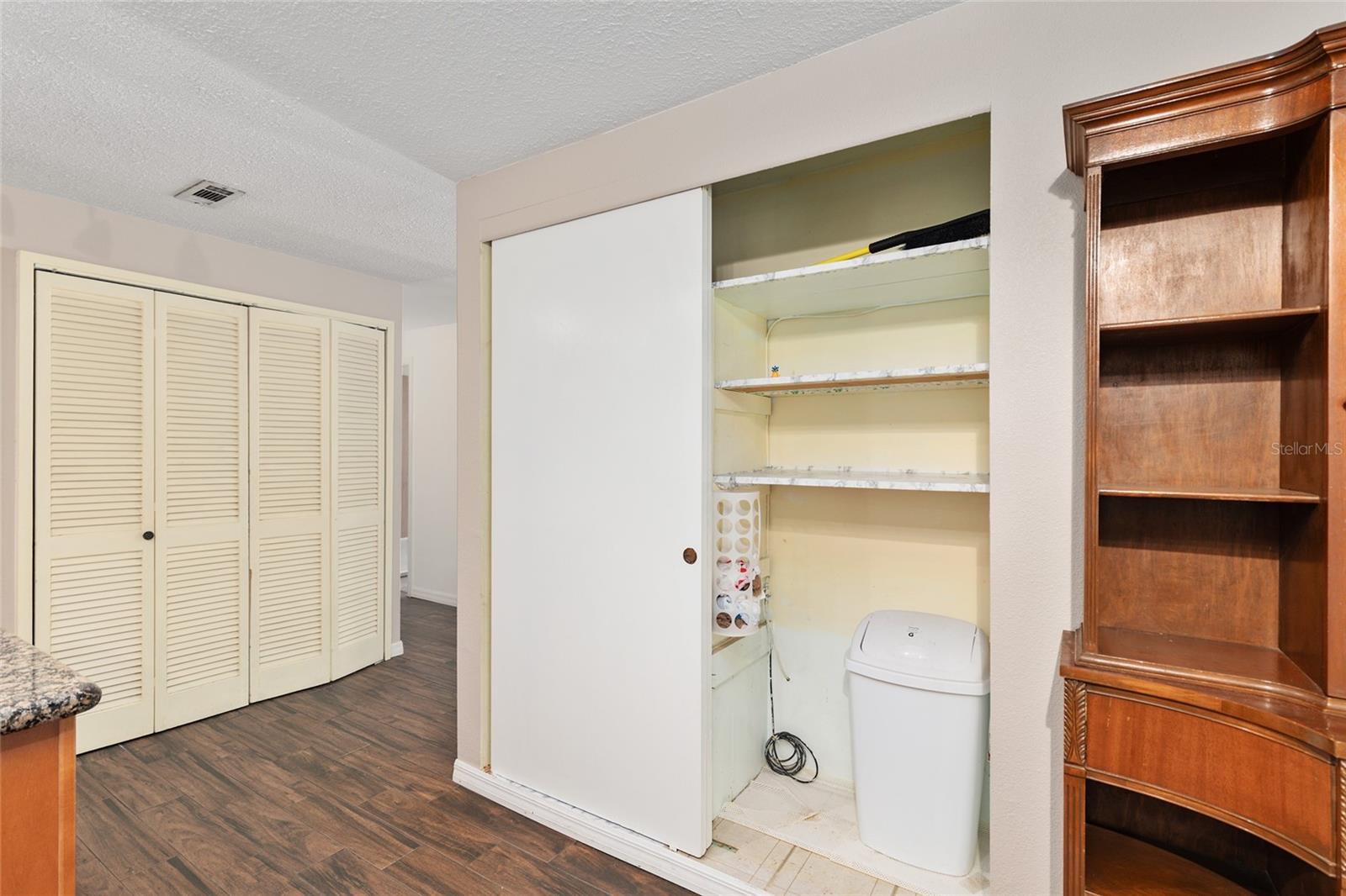 Image 13 of 85 For 630 34th Street