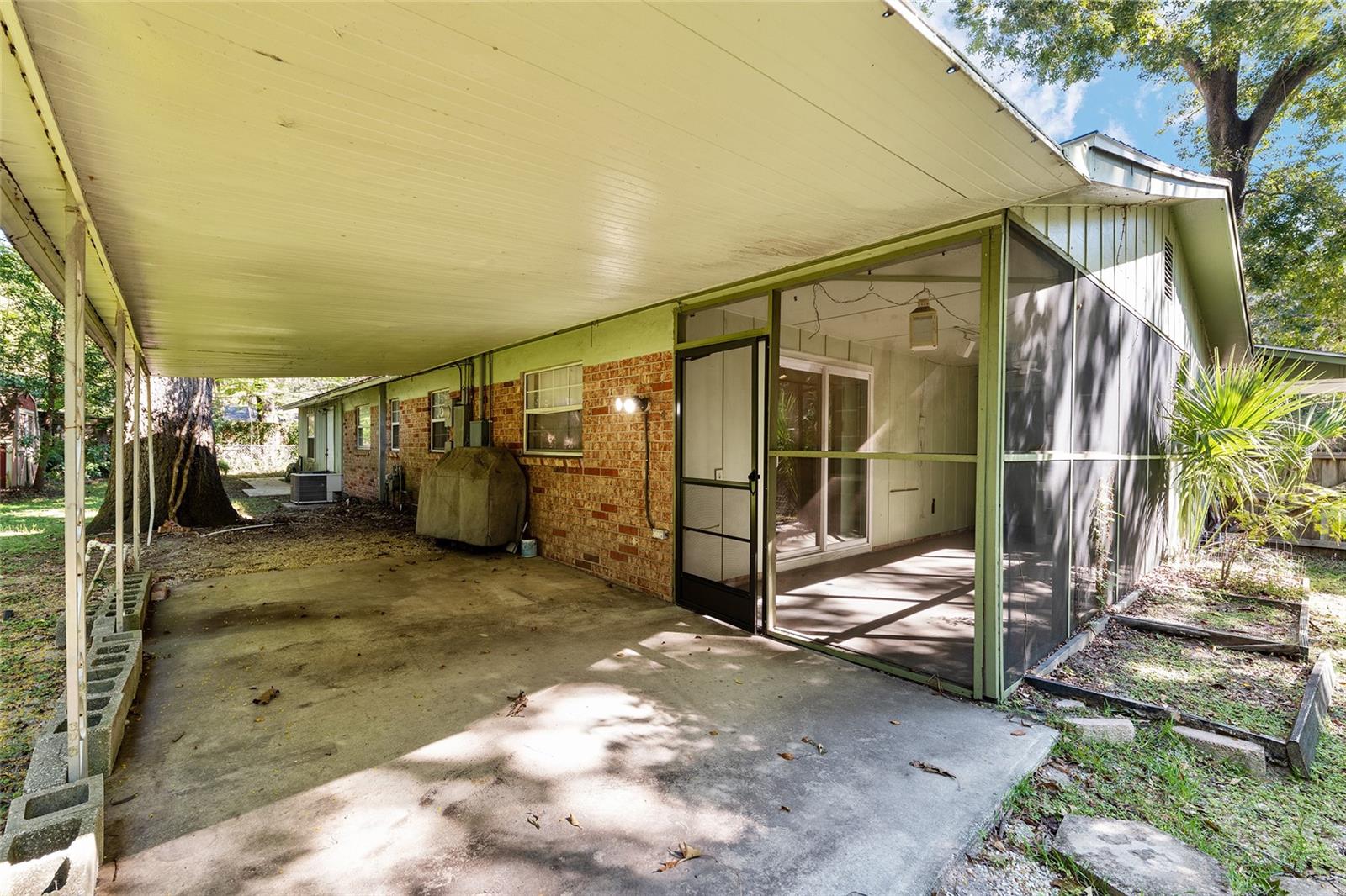 Image 61 of 85 For 630 34th Street