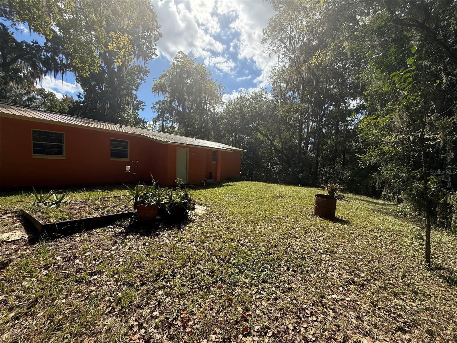 Image 17 of 19 For 1403 1st Street