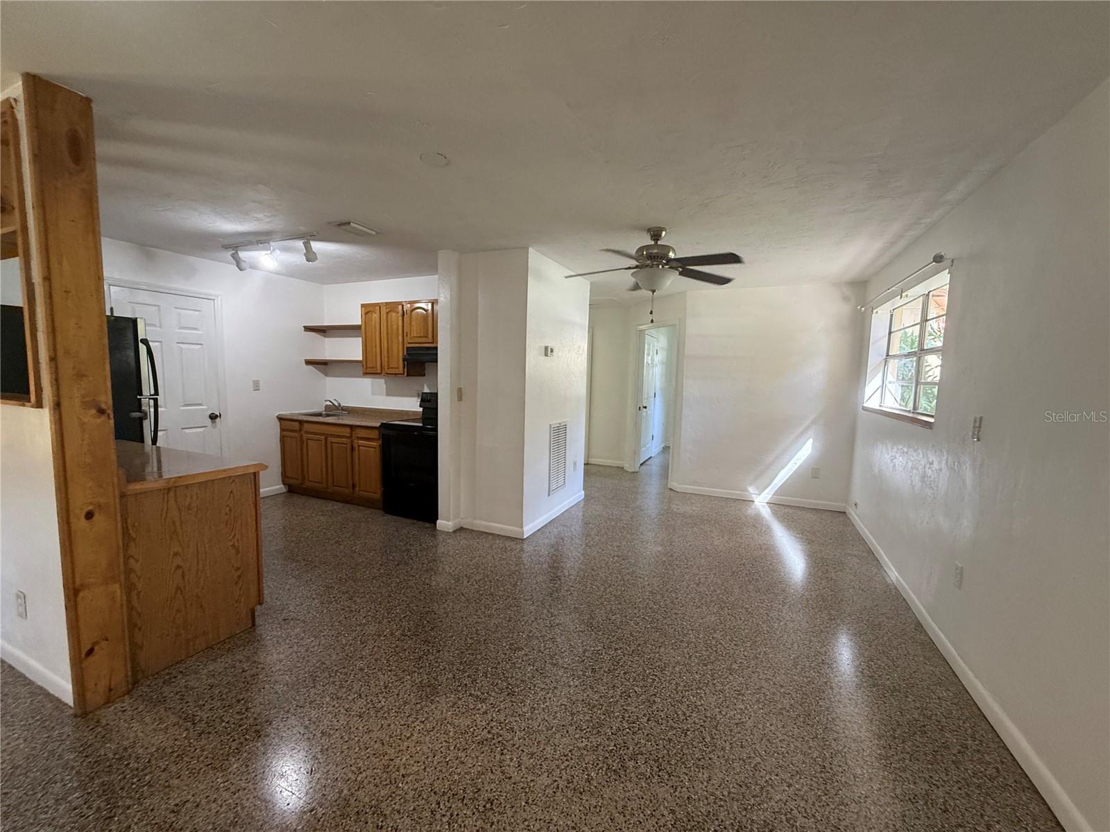 Image 7 of 19 For 1403 1st Street