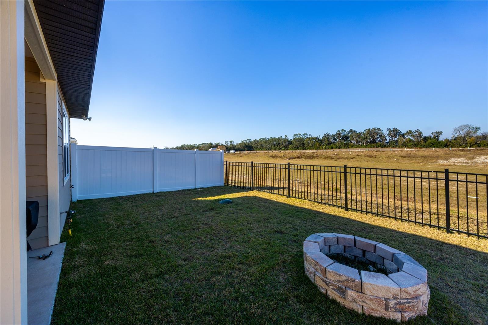 Image 24 of 44 For 24328 17th Lane