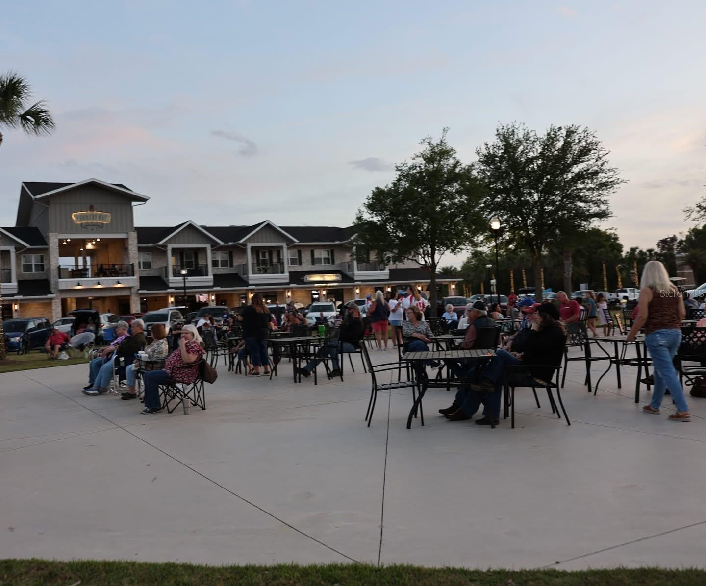 Image 27 of 44 For 24328 17th Lane