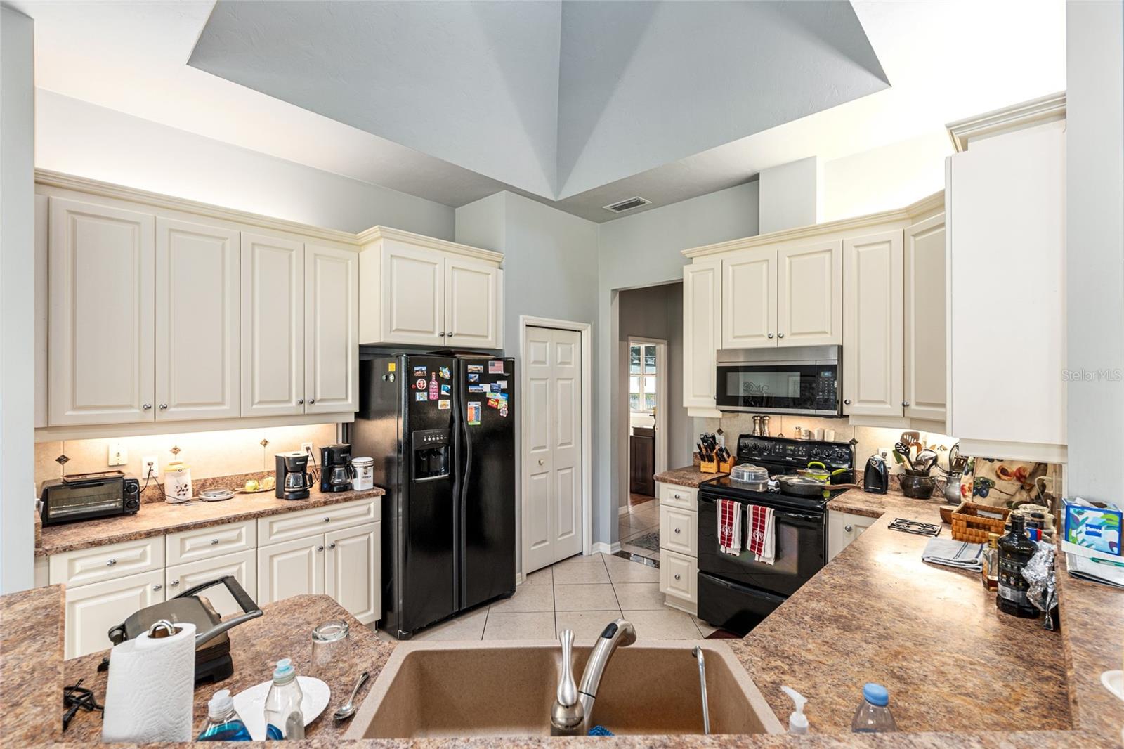 Image 11 of 36 For 10508 32nd Place