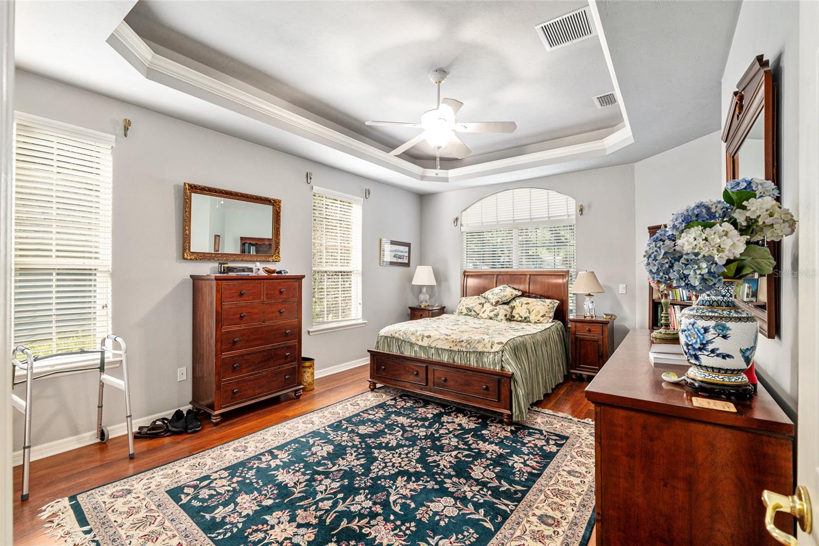 Image 17 of 36 For 10508 32nd Place