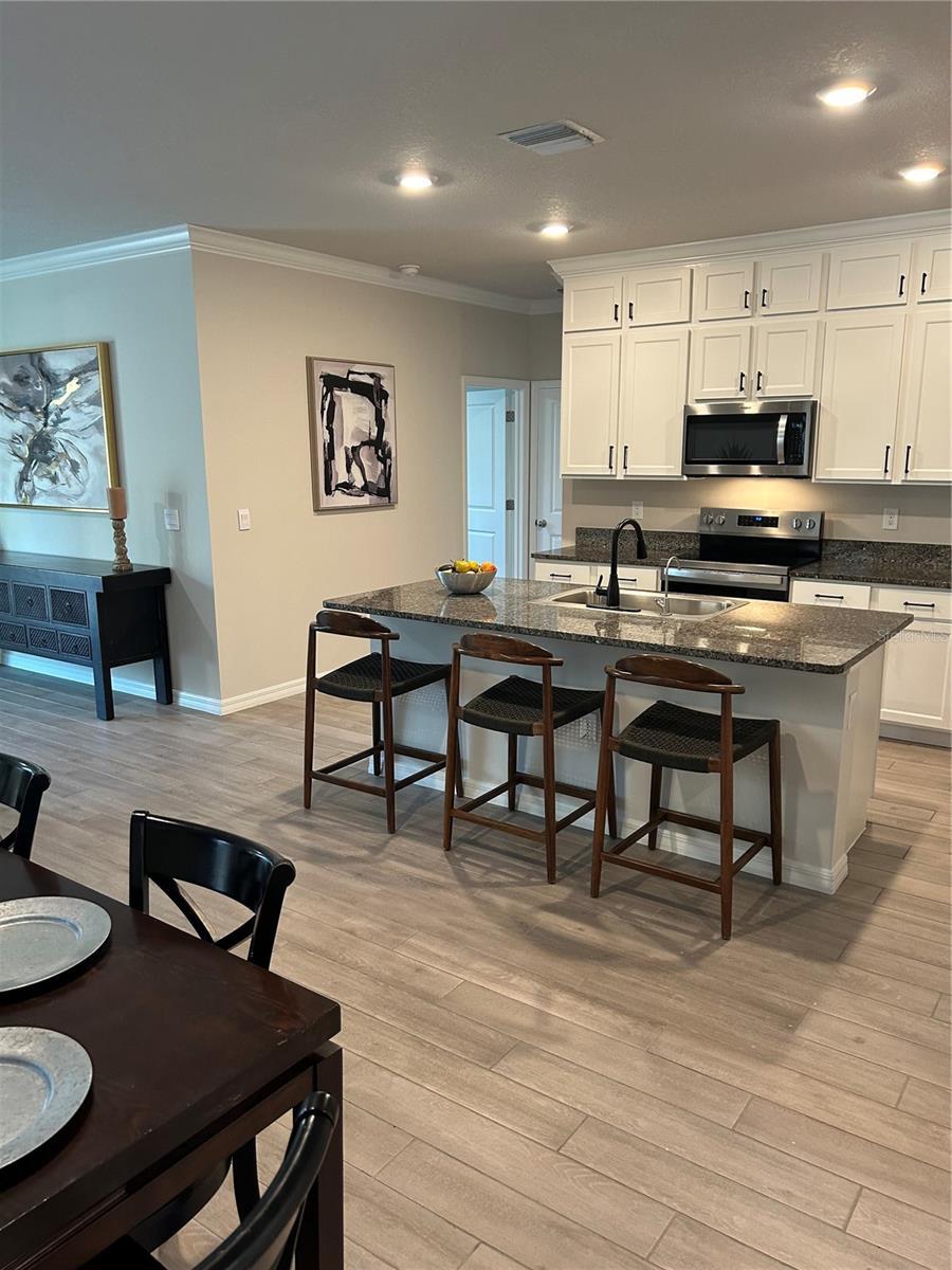 Image 6 of 9 For 13633 14th Place