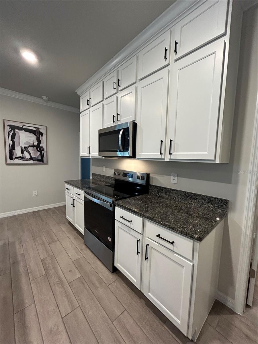 Image 7 of 9 For 13633 14th Place