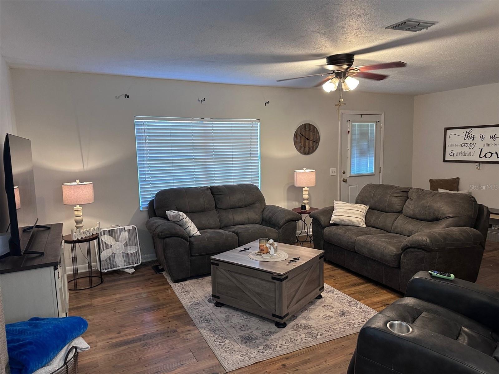 Image 4 of 11 For 1315 16 Avenue