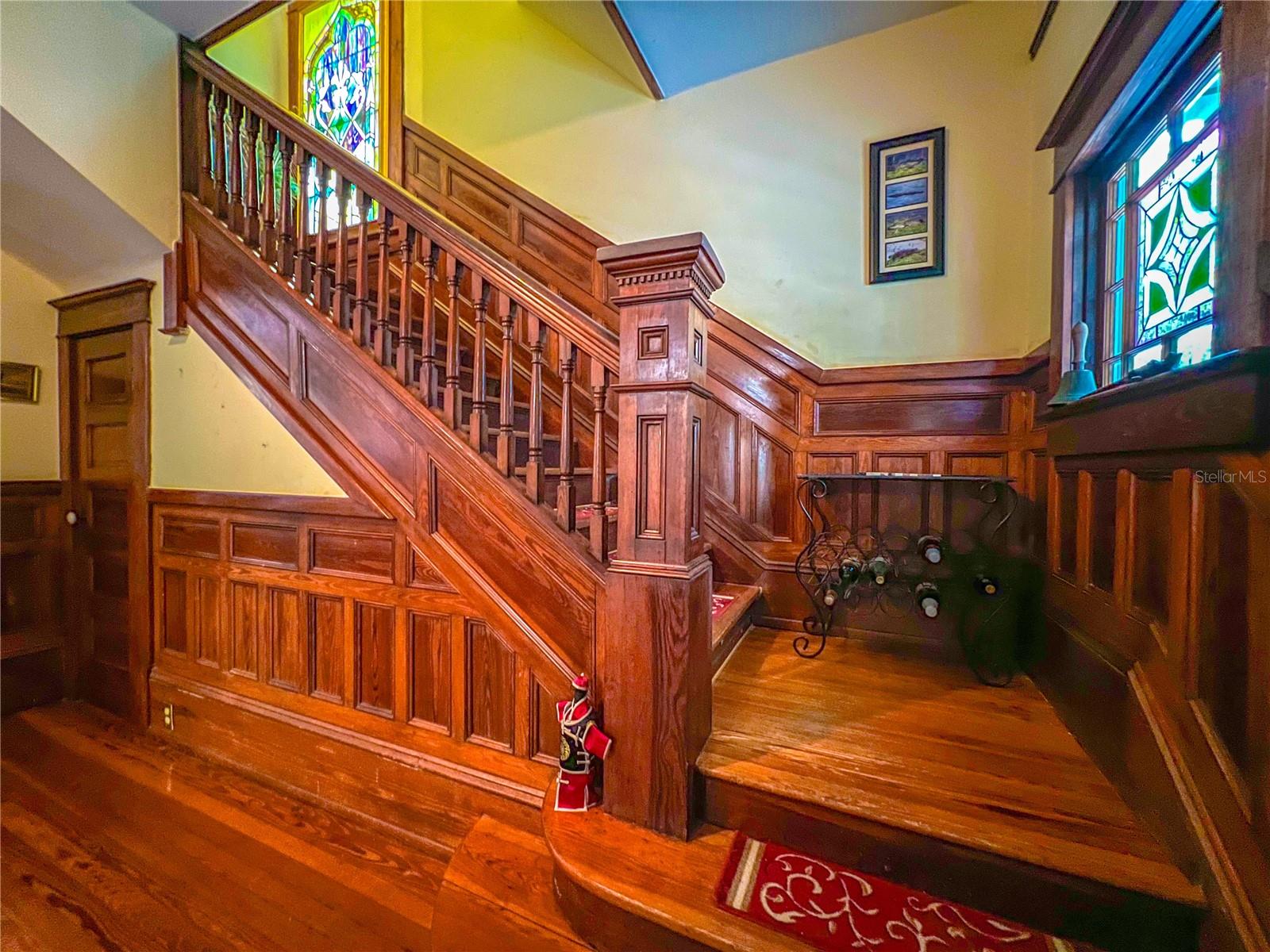 Image 10 of 57 For 516 4th Street