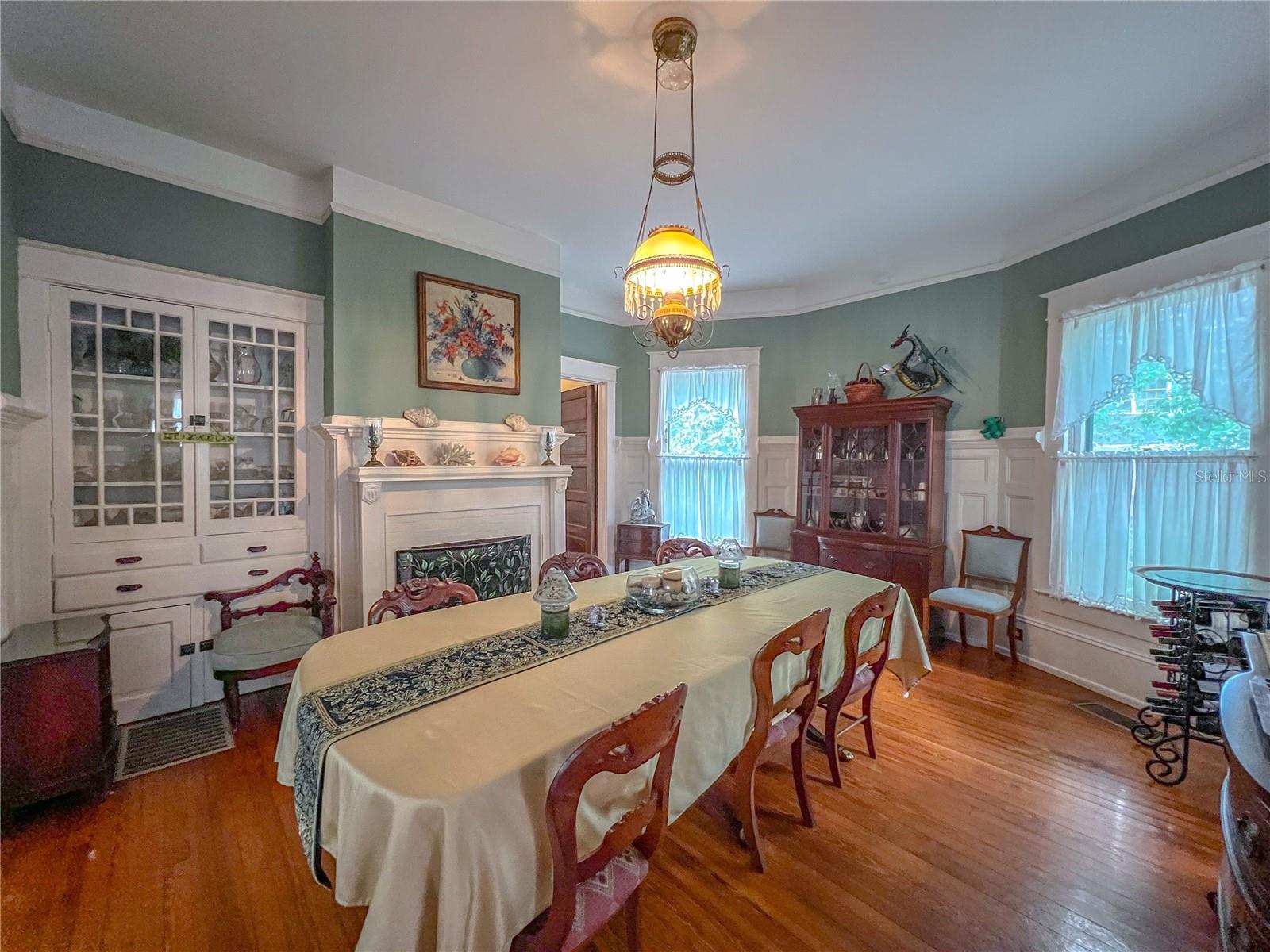 Image 18 of 57 For 516 4th Street