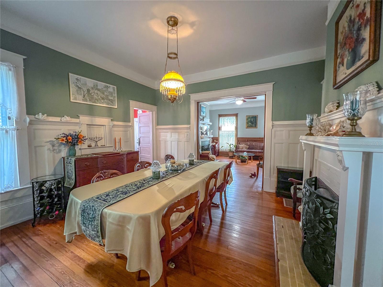 Image 19 of 57 For 516 4th Street