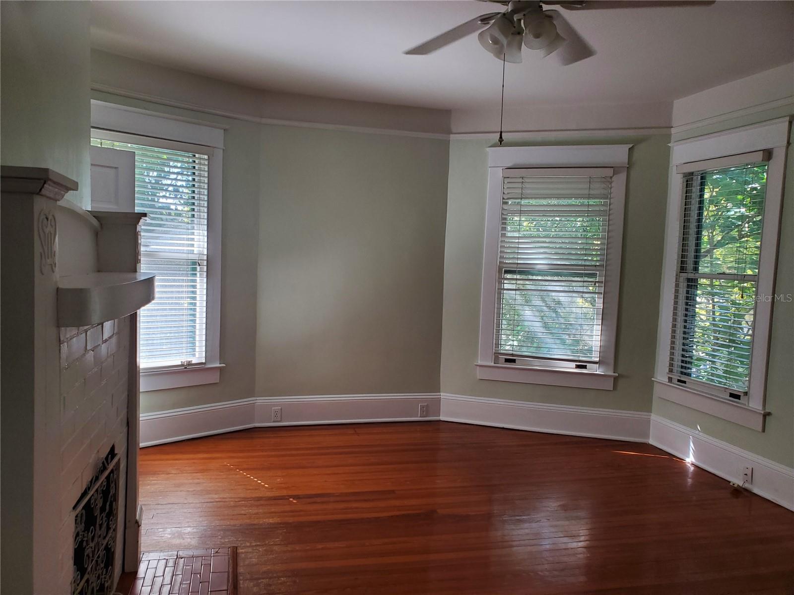 Image 32 of 57 For 516 4th Street