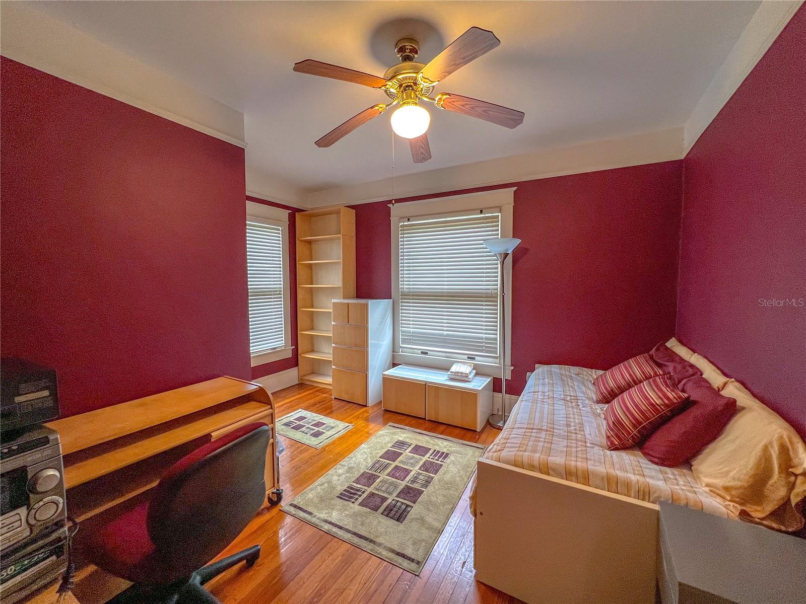 Image 37 of 57 For 516 4th Street