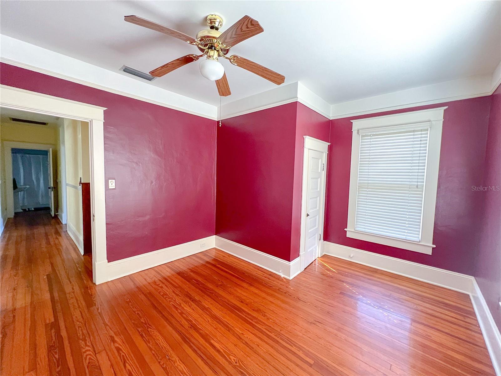 Image 38 of 57 For 516 4th Street