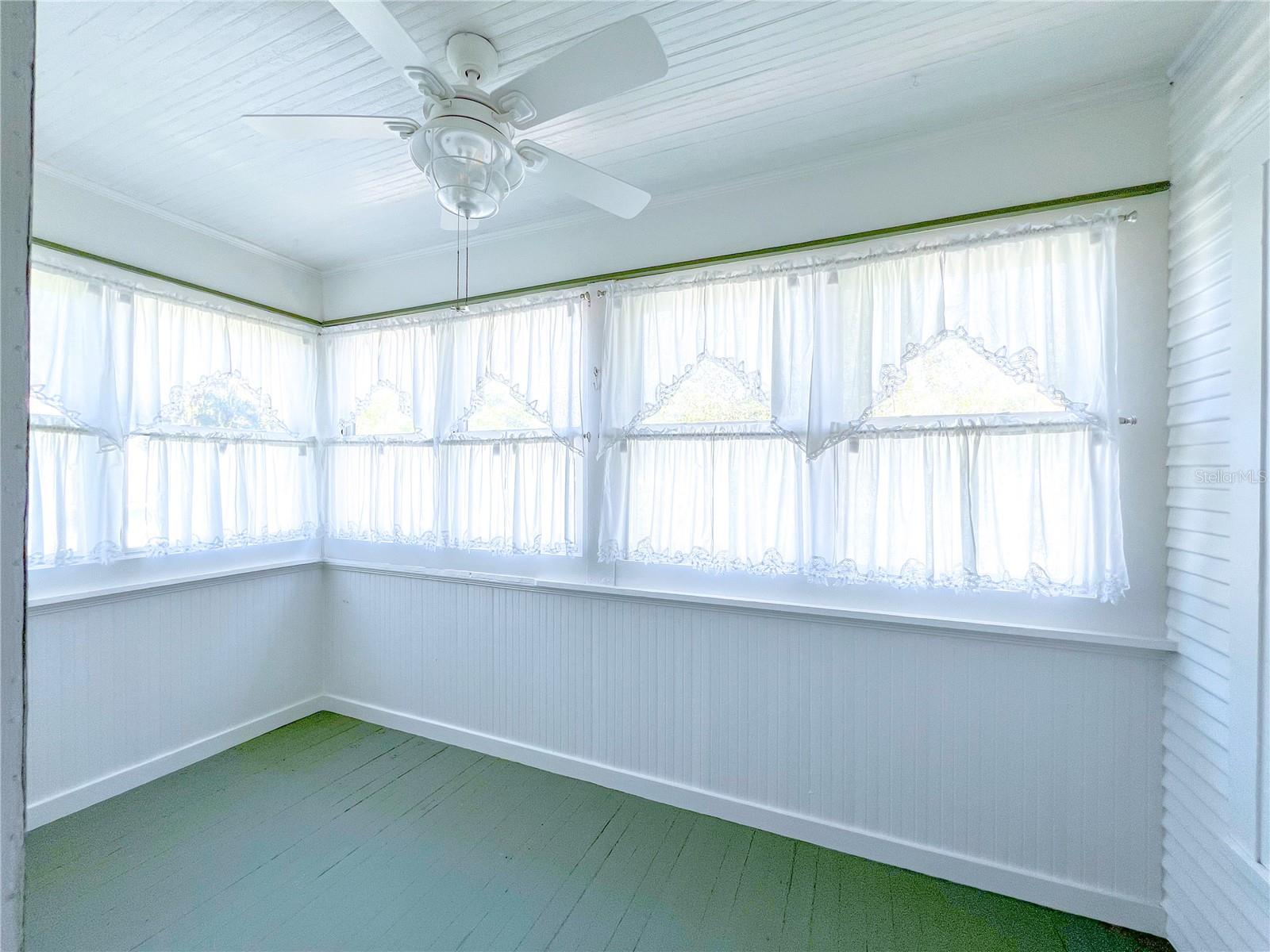 Image 39 of 57 For 516 4th Street