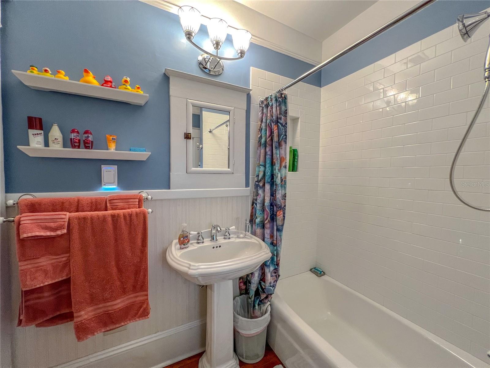 Image 44 of 57 For 516 4th Street