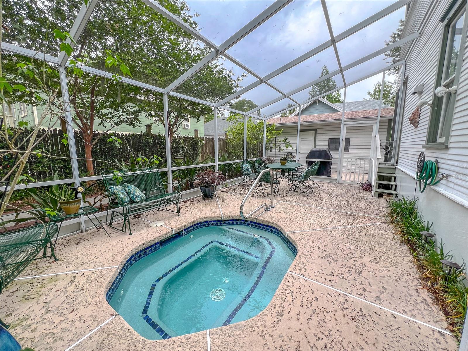 Image 5 of 57 For 516 4th Street