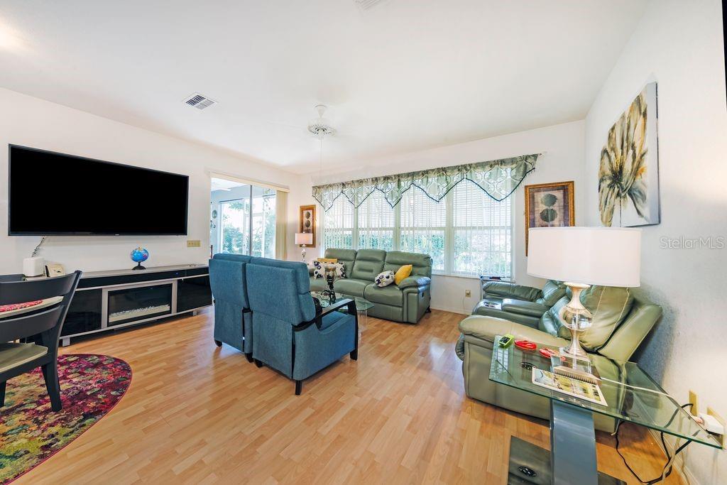 Image 24 of 35 For 19326 101st Place Road