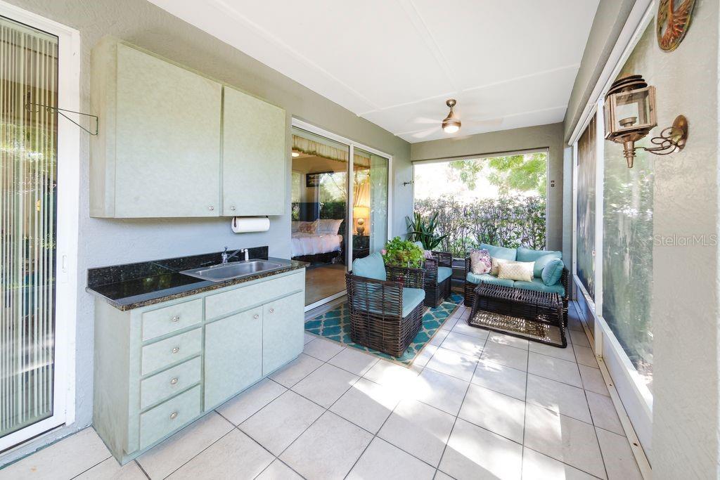 Image 9 of 35 For 19326 101st Place Road