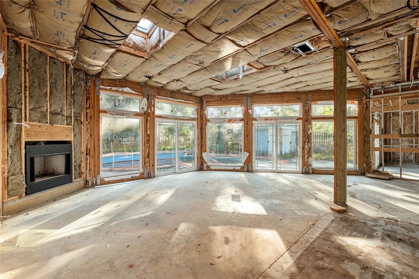 Image 15 of 50 For 921 170th Street