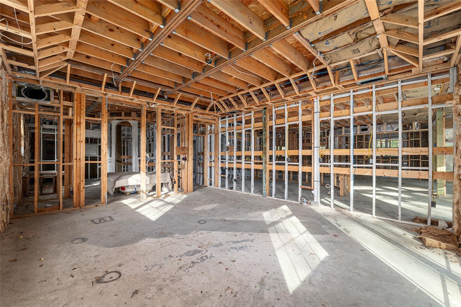 Image 23 of 50 For 921 170th Street