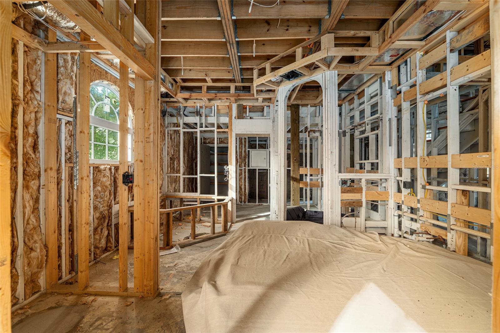 Image 24 of 50 For 921 170th Street