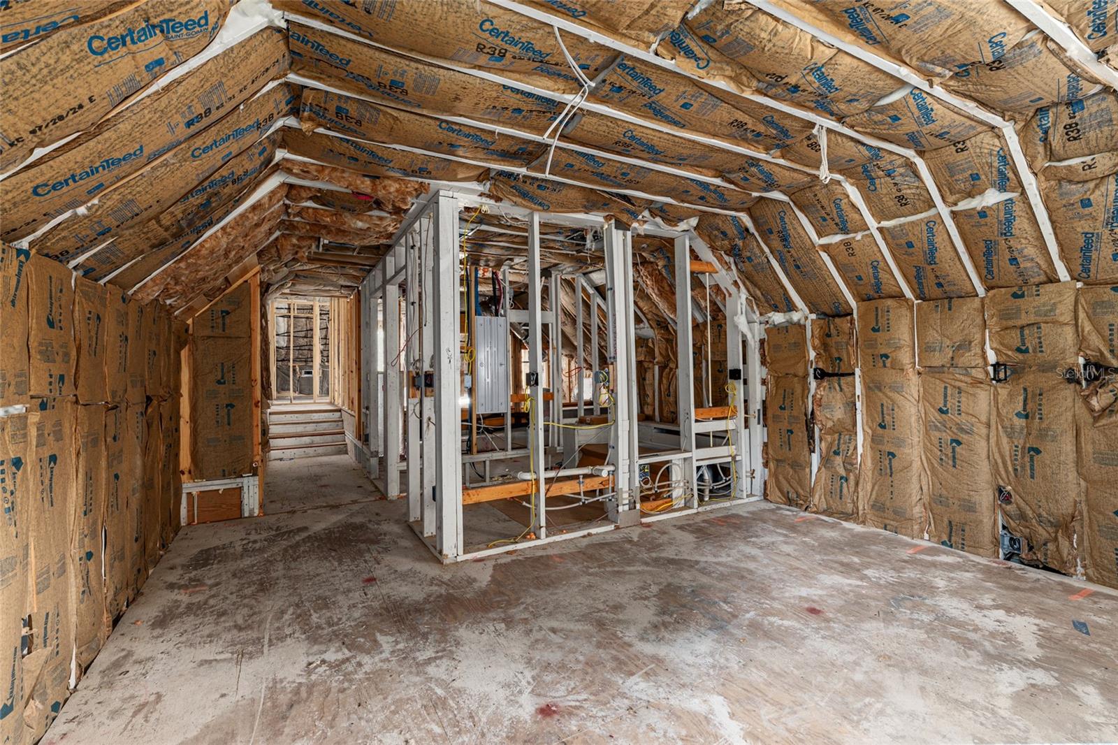 Image 39 of 50 For 921 170th Street