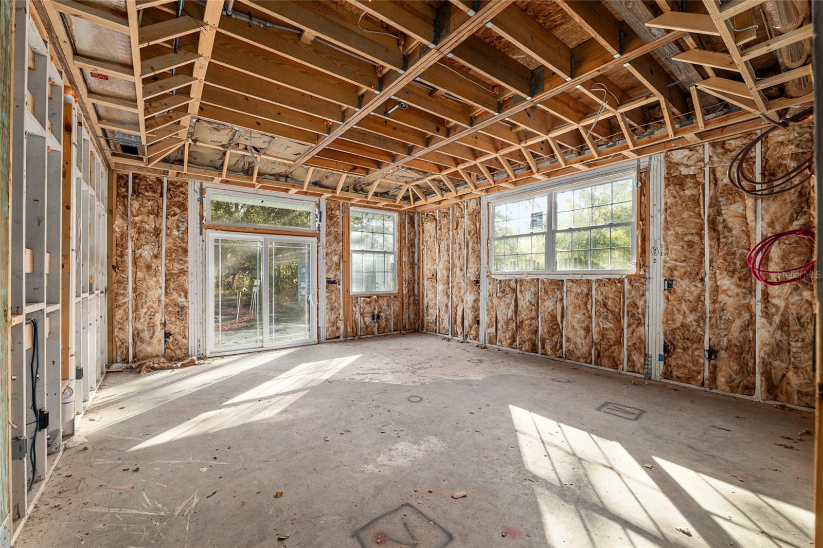 Image 4 of 50 For 921 170th Street