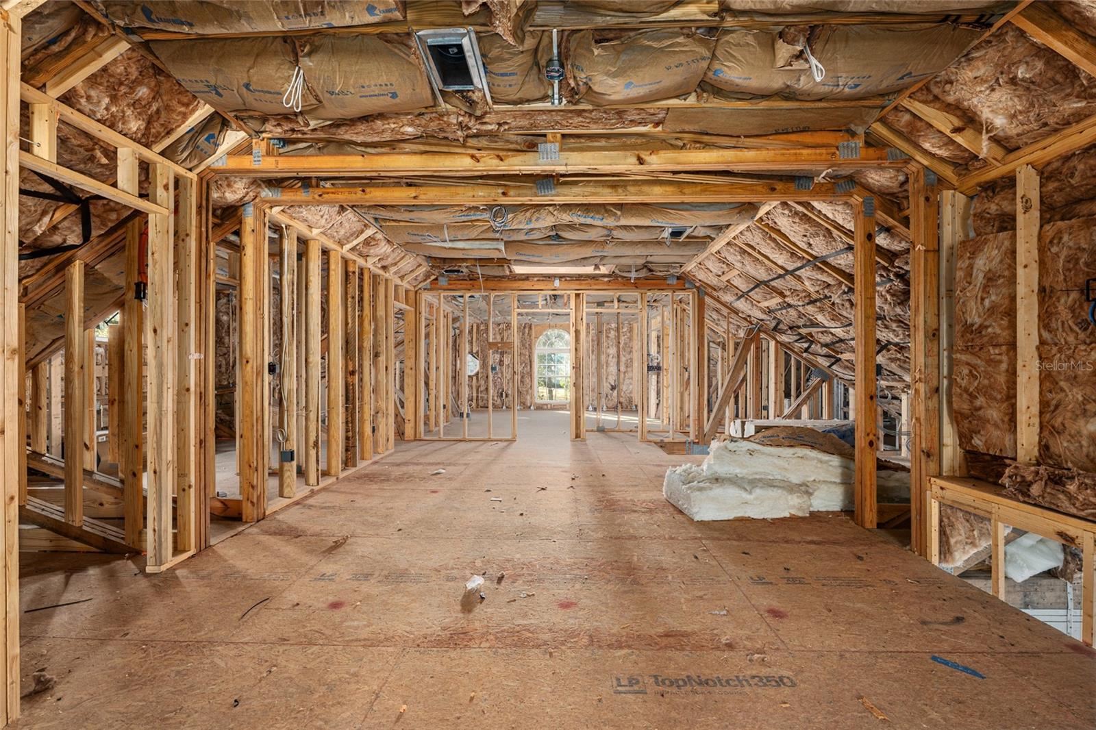 Image 43 of 50 For 921 170th Street