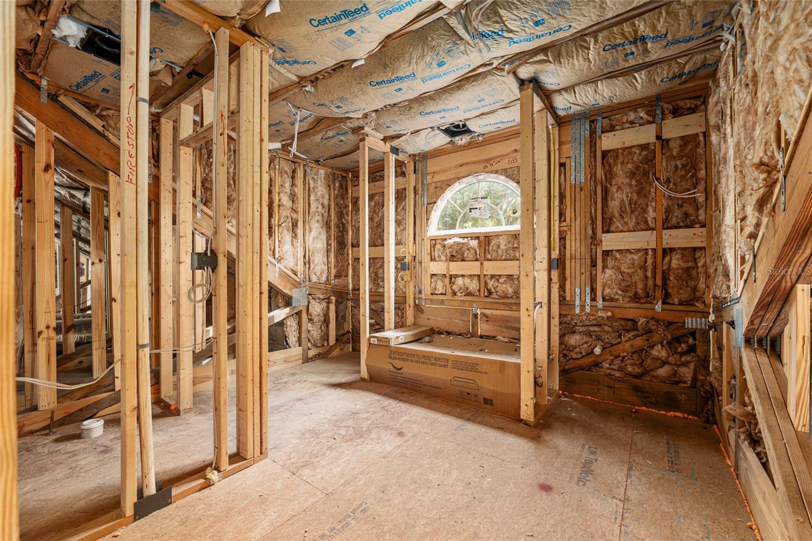 Image 46 of 50 For 921 170th Street