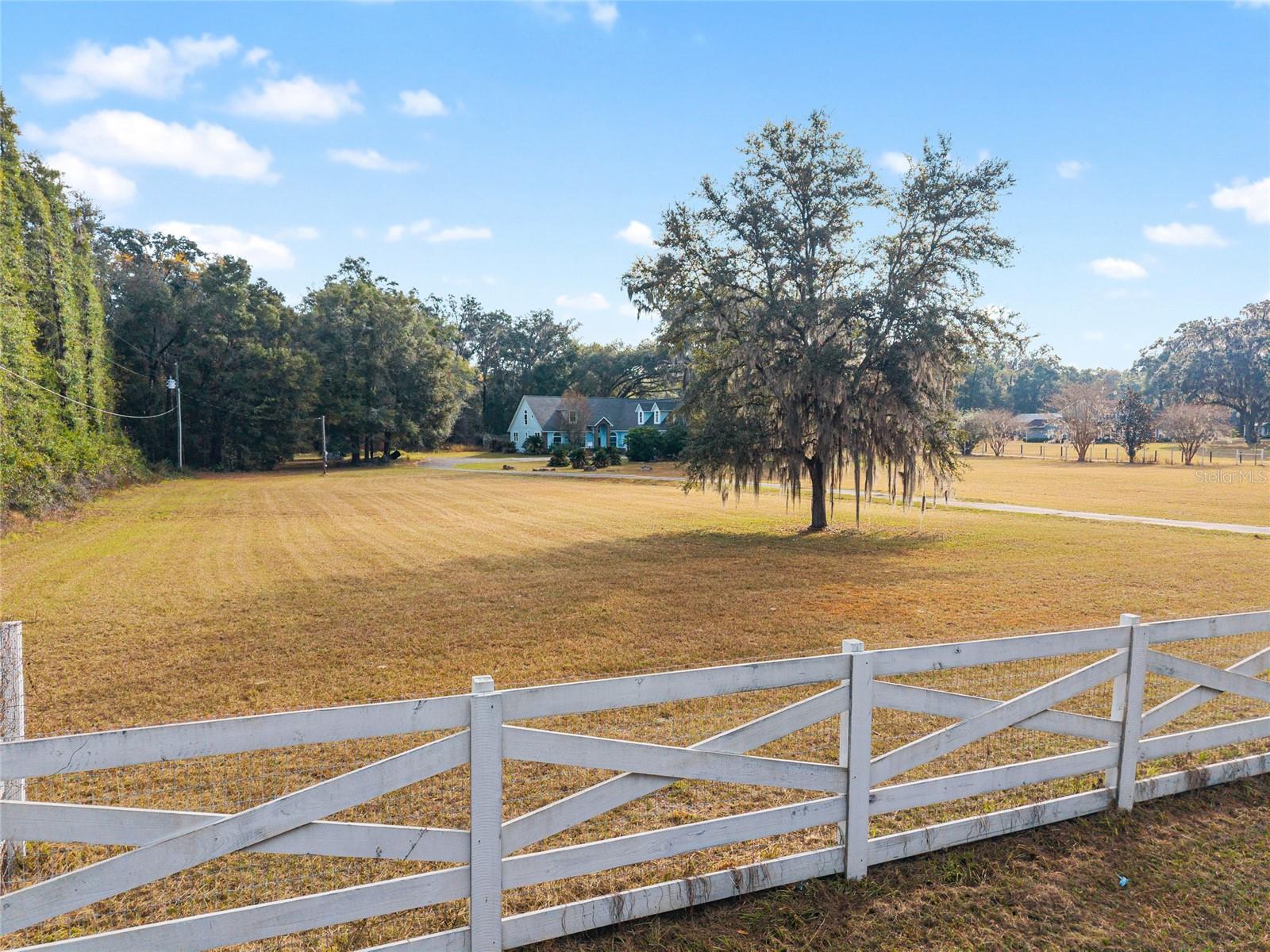 Image 8 of 50 For 921 170th Street