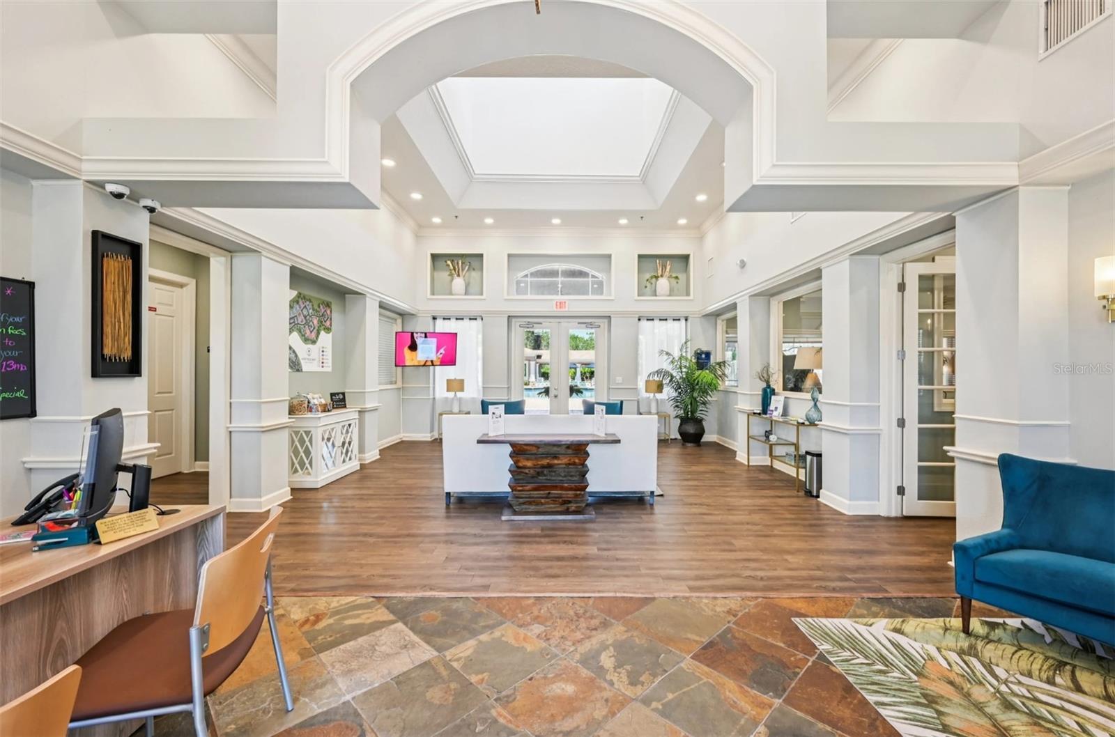 Image 36 of 47 For 1010 Fresco Way 1b-01-206