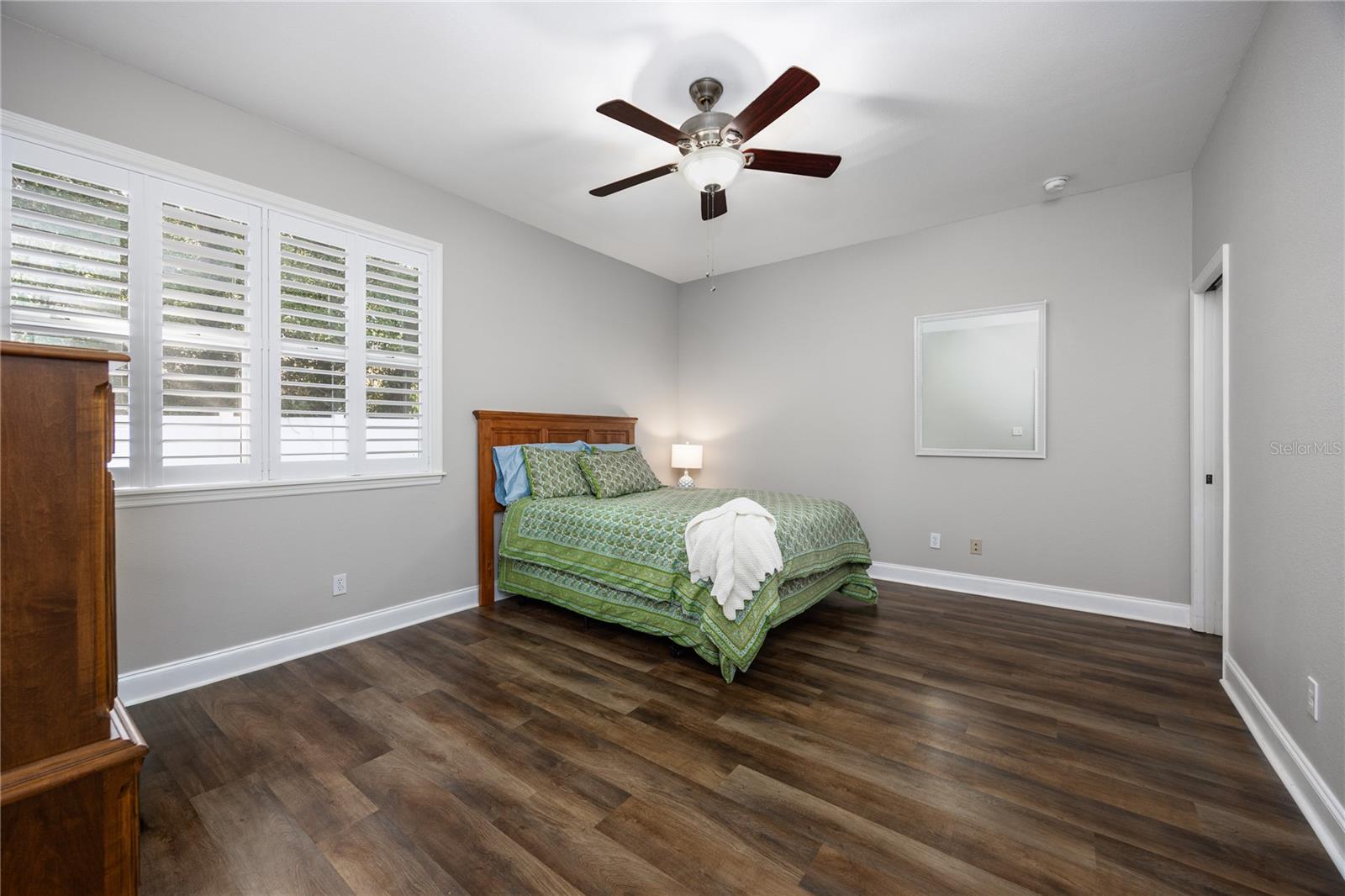 Image 17 of 27 For 1064 31st Terrace