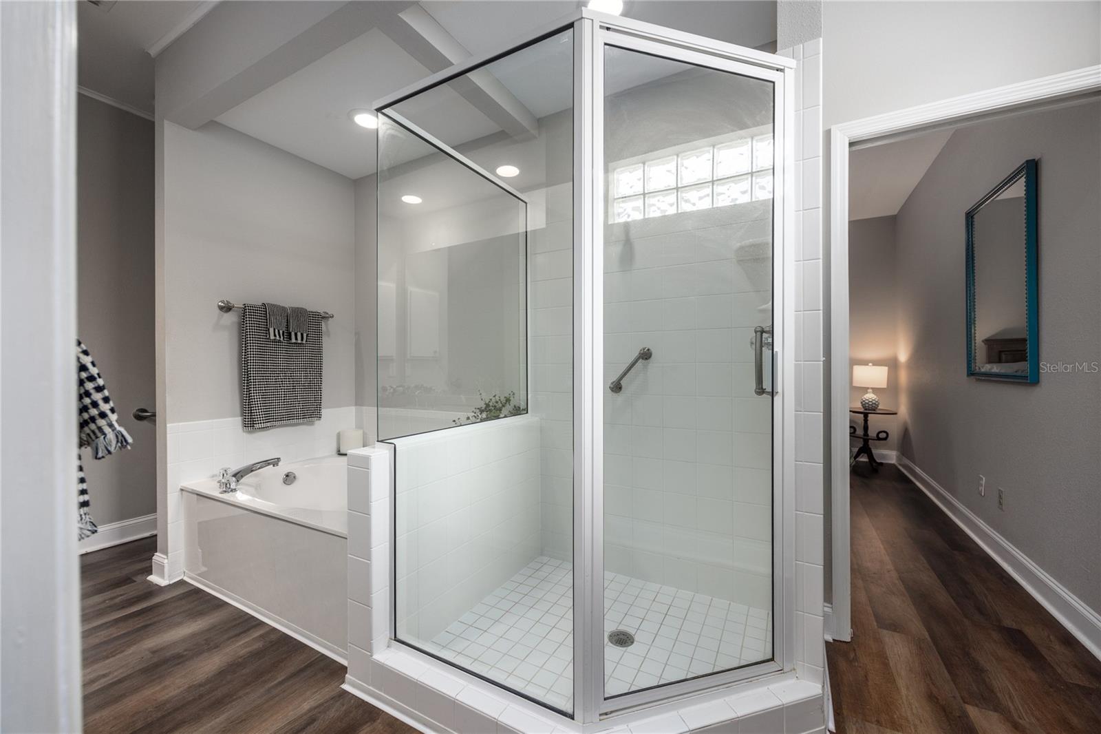 Image 18 of 27 For 1064 31st Terrace