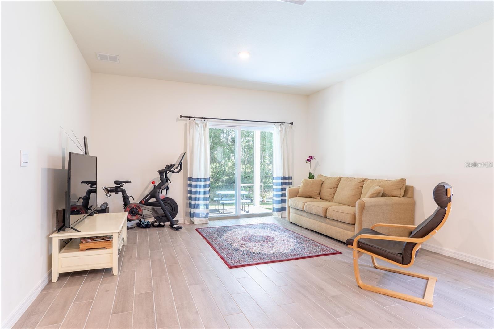 Image 8 of 36 For 13648 14th Place