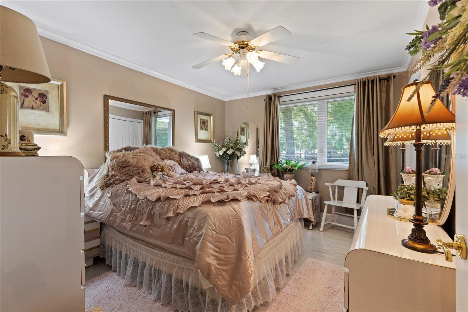 Image 19 of 58 For 259 Benz Way