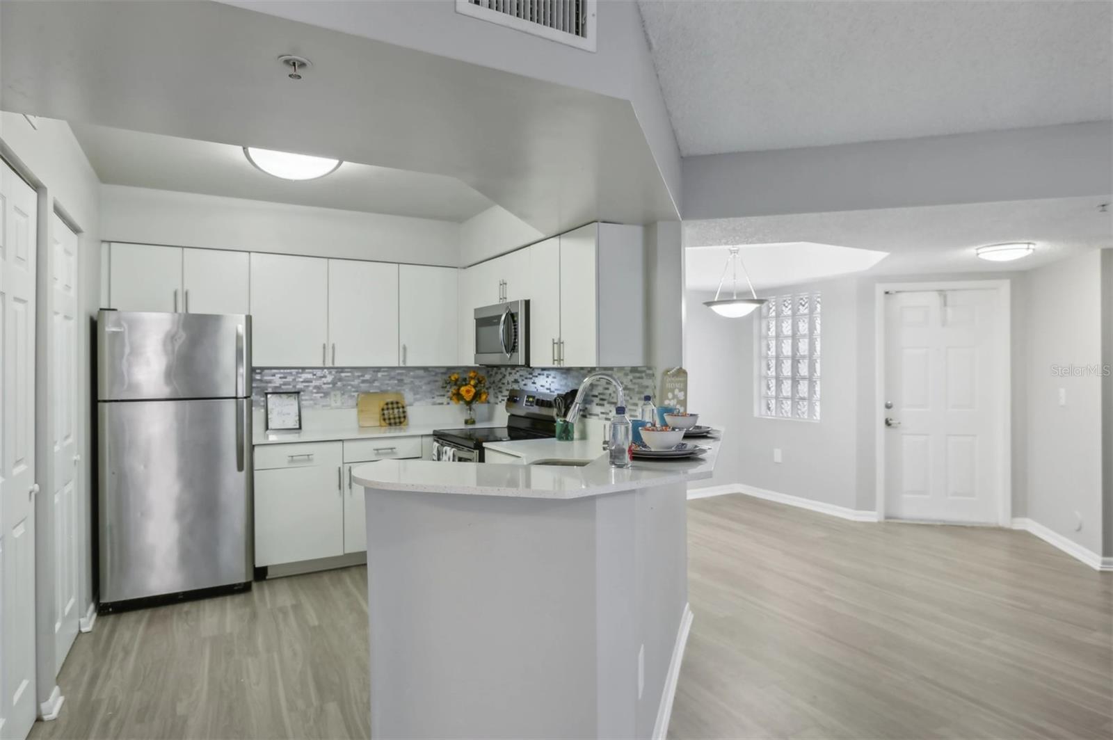 Image 27 of 48 For 10101 14th Street 2b--9-202