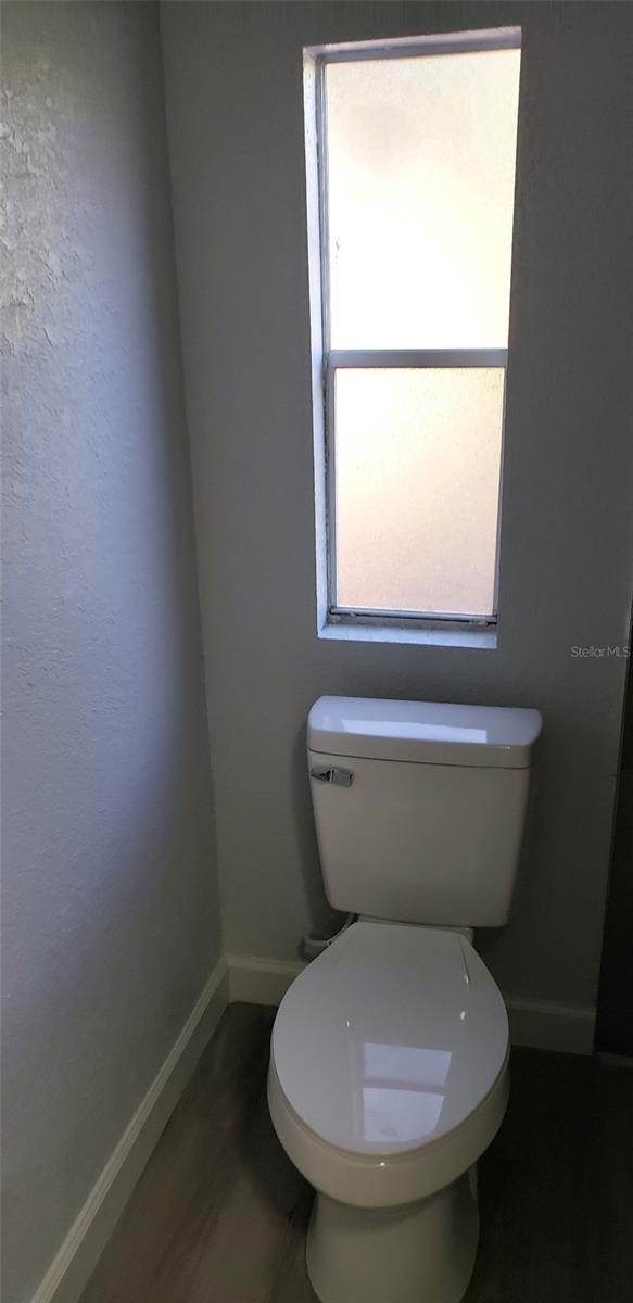 Image 23 of 32 For 7071 95th Street