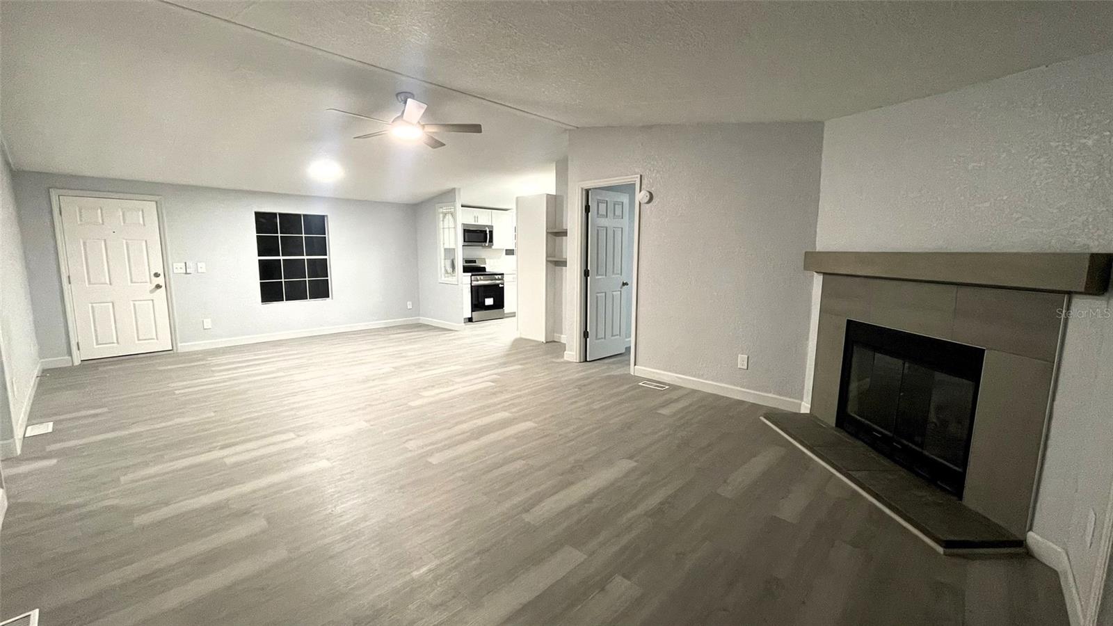 Image 3 of 32 For 7071 95th Street