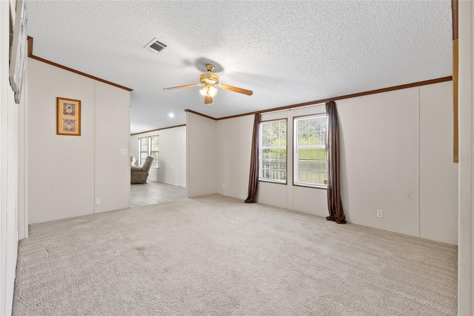 Image 14 of 39 For 8430 111th Street