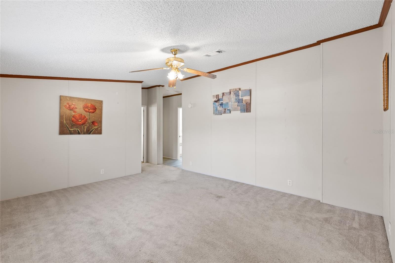 Image 20 of 39 For 8430 111th Street